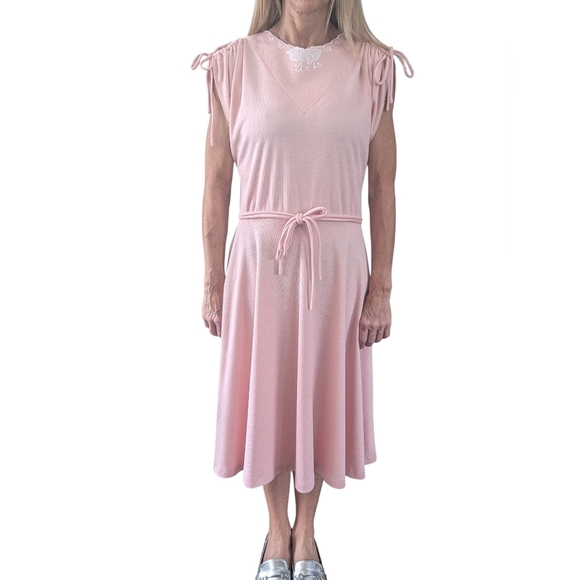 Vintage Fred Rothschild Flirty 70s 80s Pastel Pink Embroidery Full Midi Dress - Picture 3 of 9